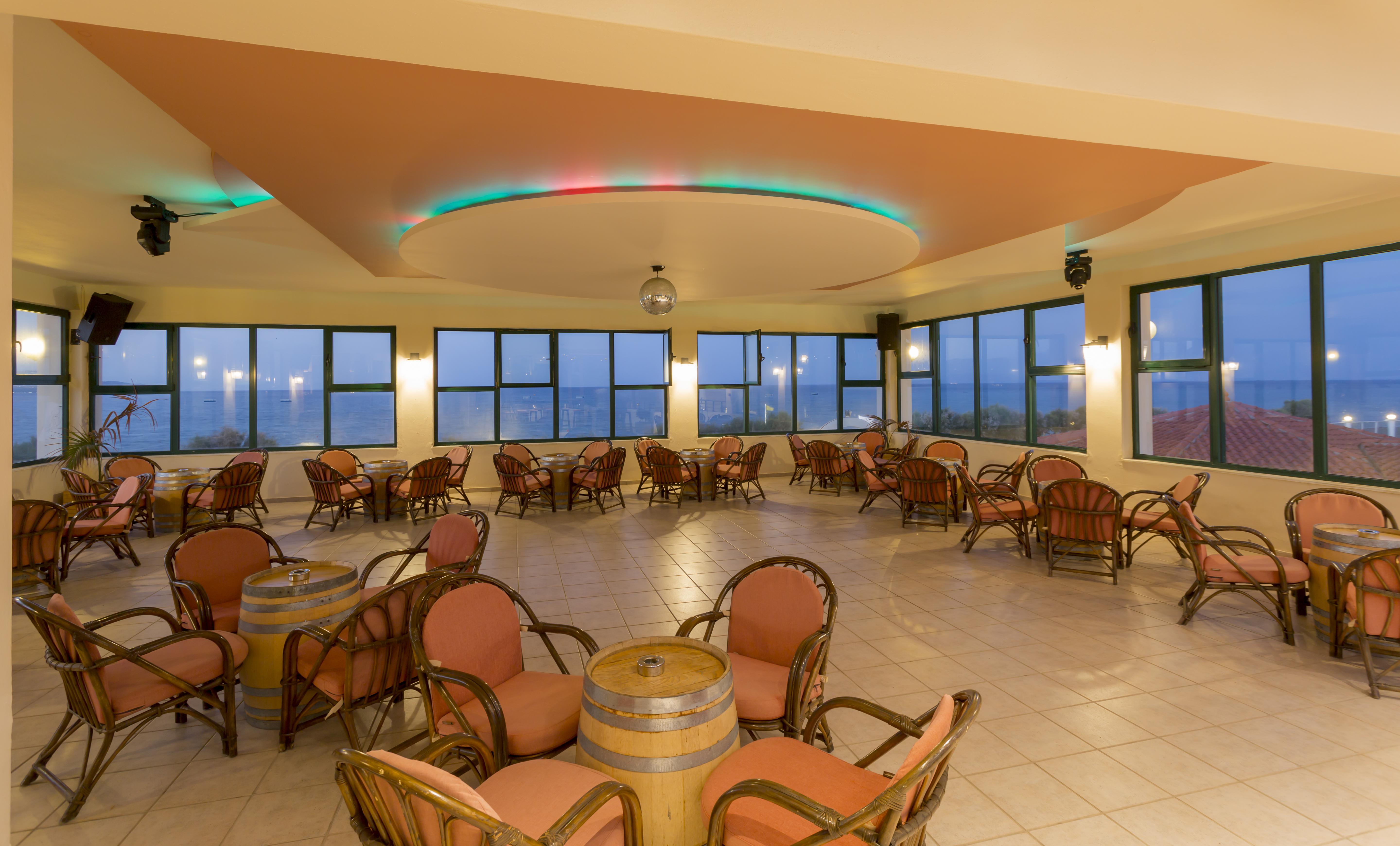 Dessole Dolphin Bay Hotel Amoudara  Exterior photo