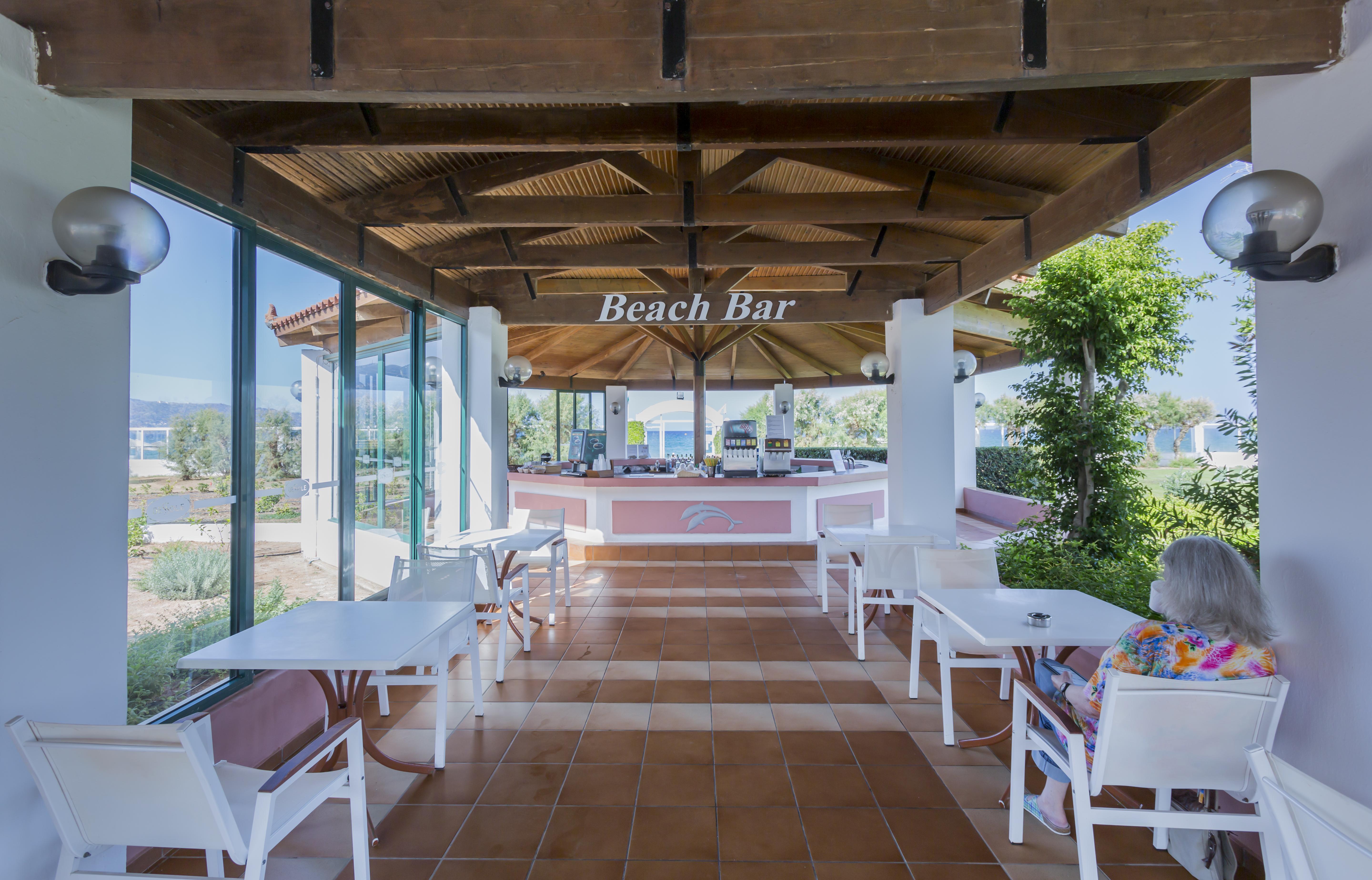 Dessole Dolphin Bay Hotel Amoudara  Exterior photo